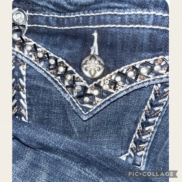 NWT Miss Me Signature Boot Jeans Sz 27x34 super cute cool logo patch - Picture 11 of 12
